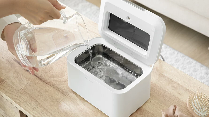 専用液不要！水だけで洗浄できる超音波モード