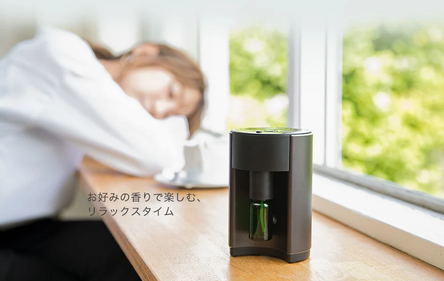 アロマディフューザーの使用イメージ。