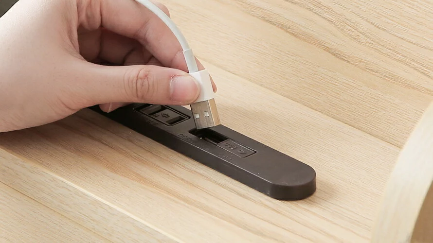 USBポート付きで充電も楽々