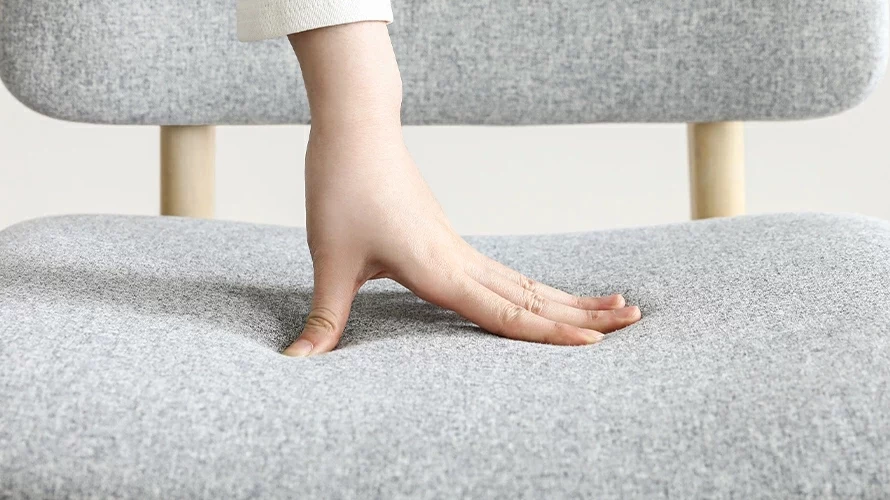 厚さ20mmのクッションで心地よく