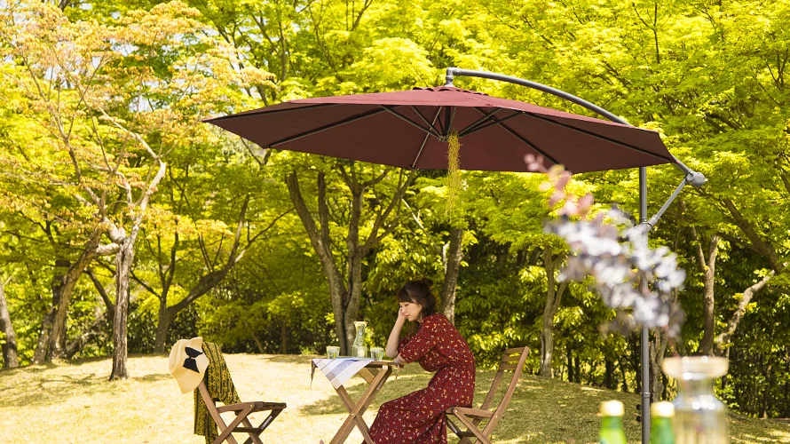 ワインレッド