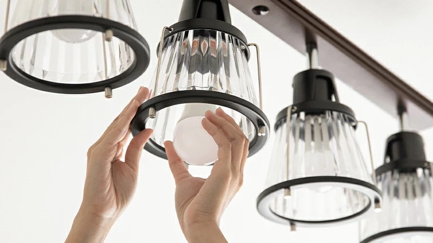 省エネ＆長寿命のLED電球対応