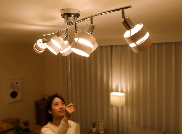 LEDシーリングライト 6灯タイプ 調光色LED+リモコン付｜モダンデコ公式