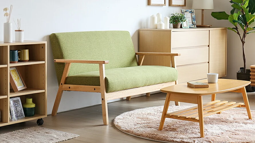 どんな部屋にもやさしく溶け合うソファ