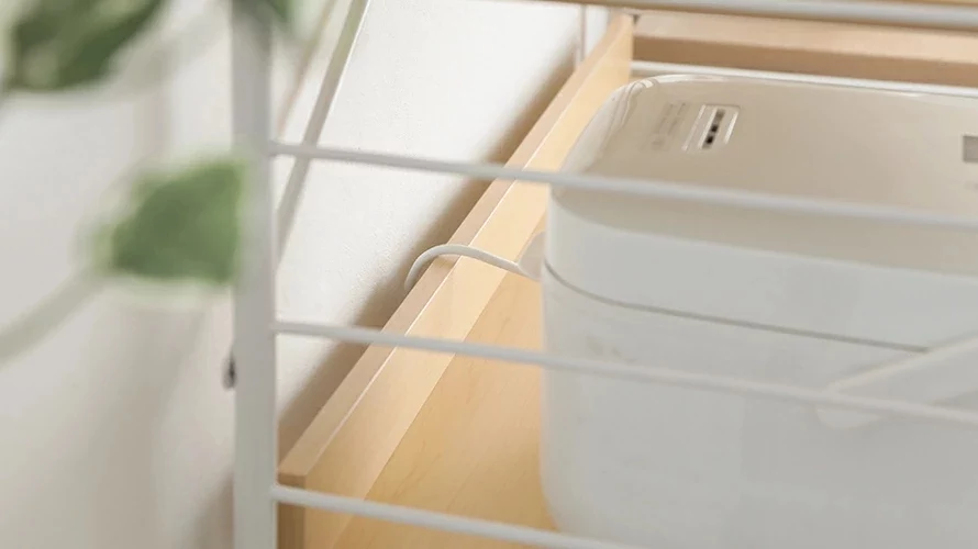 どこからでもコードを通せる