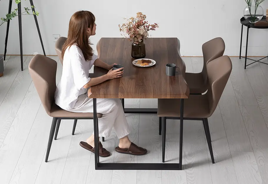 ダイニング